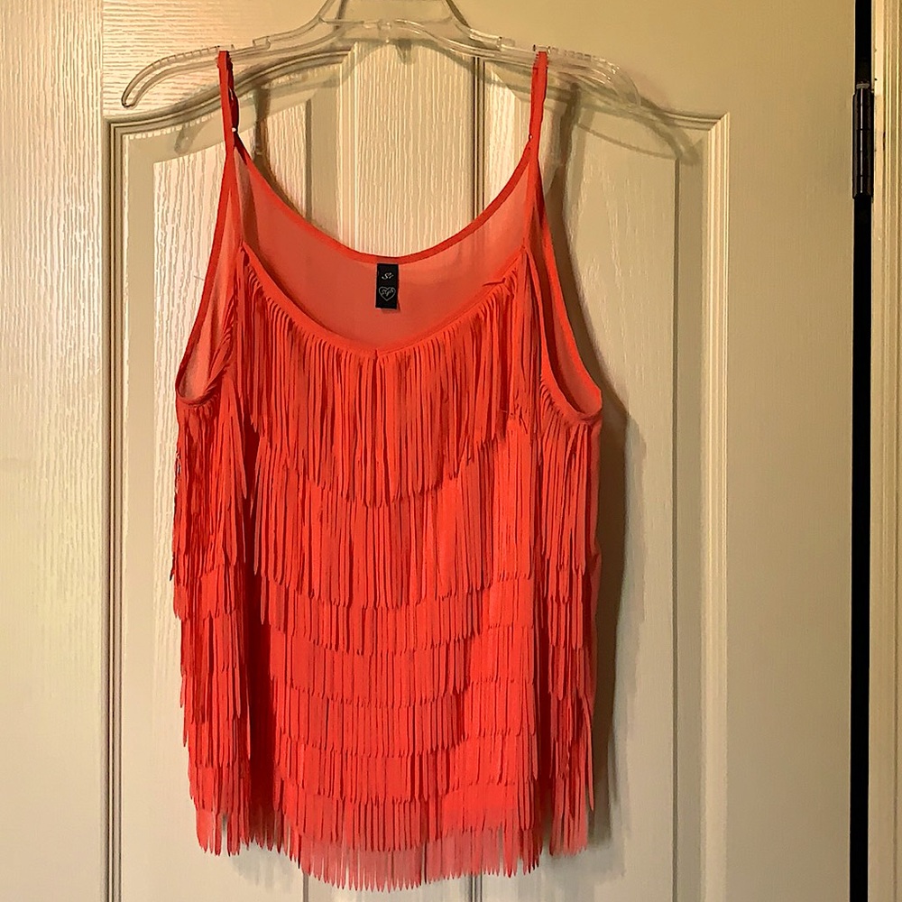 Coral fringe top
